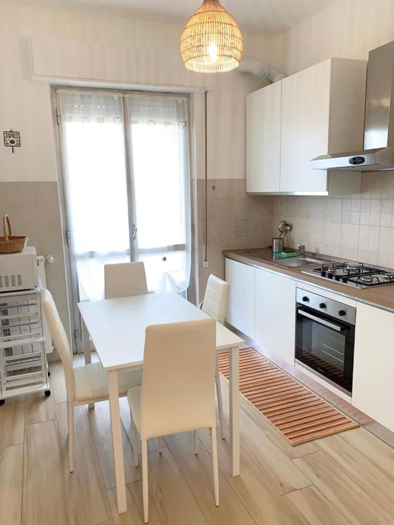 Ferienwohnung Casa Di Elisa Savona Exterior foto